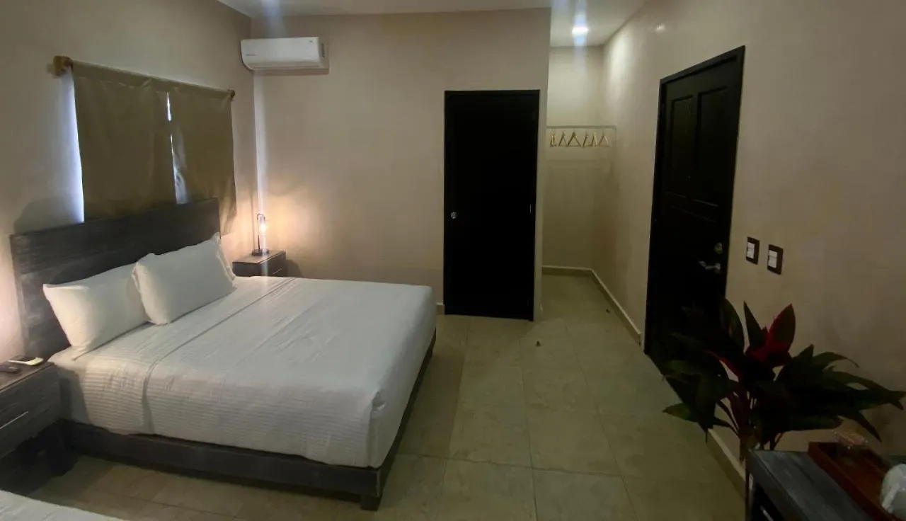 מלון Barbarella Tulum (Adults Only)